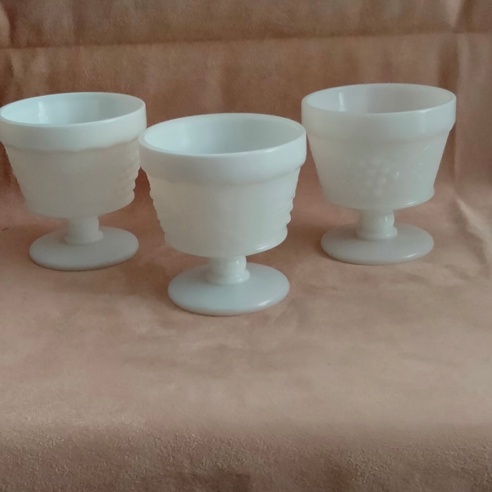 Fenton Milk Glass Vineyard Goblets Cups
